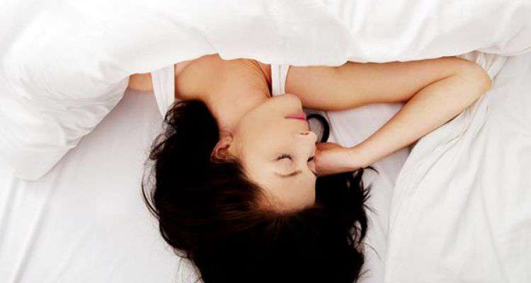 LỢI ÍCH NGỦ KHÔNG KÊ GỐI