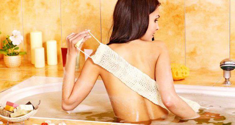 Mẹo làm trắng da với mật ong