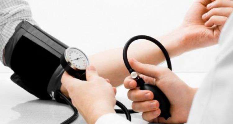 Cách hạ cao huyết áp cấp tốc – mất 16 phút nhưng cứu sống cả đời